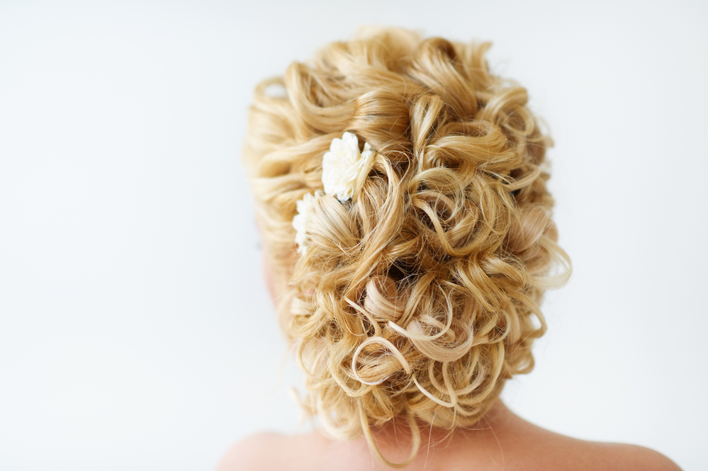 Ideas for a Beautiful Summer Wedding Hairstyle